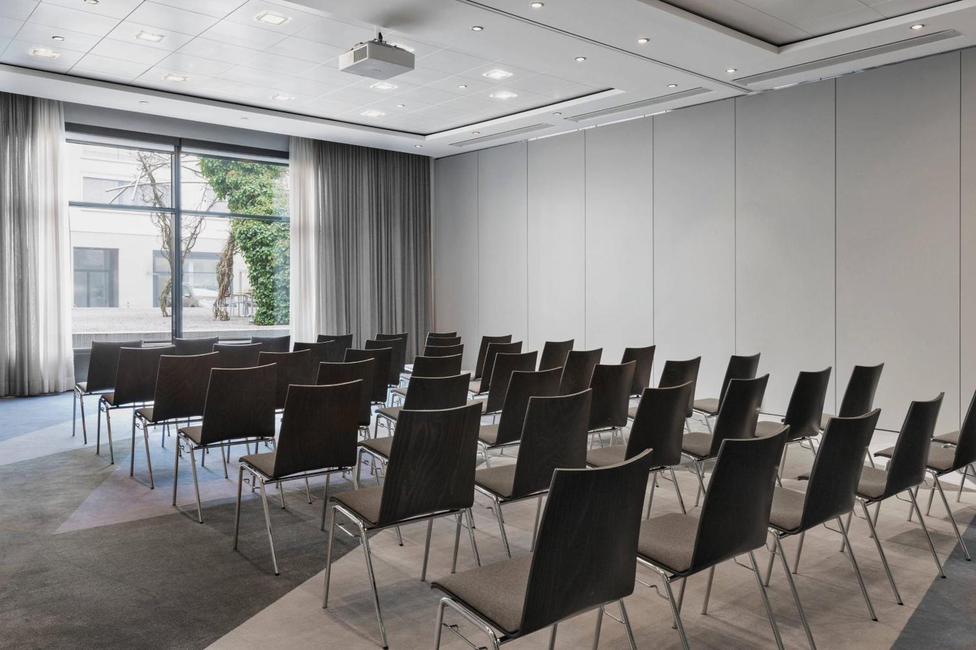 Courtyard By Marriott Zurich North Hotel Exterior foto