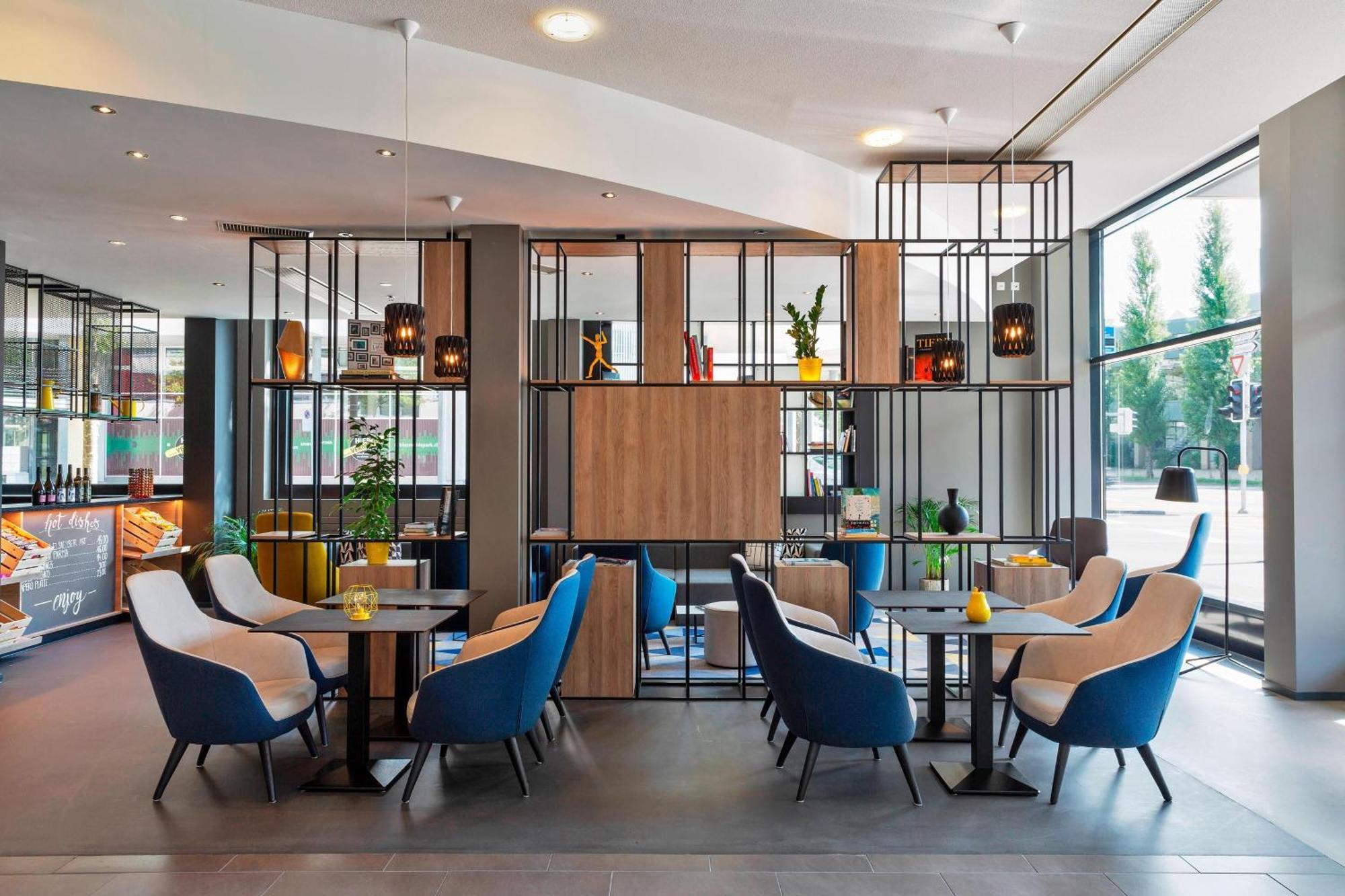 Courtyard By Marriott Zurich North Hotel Exterior foto