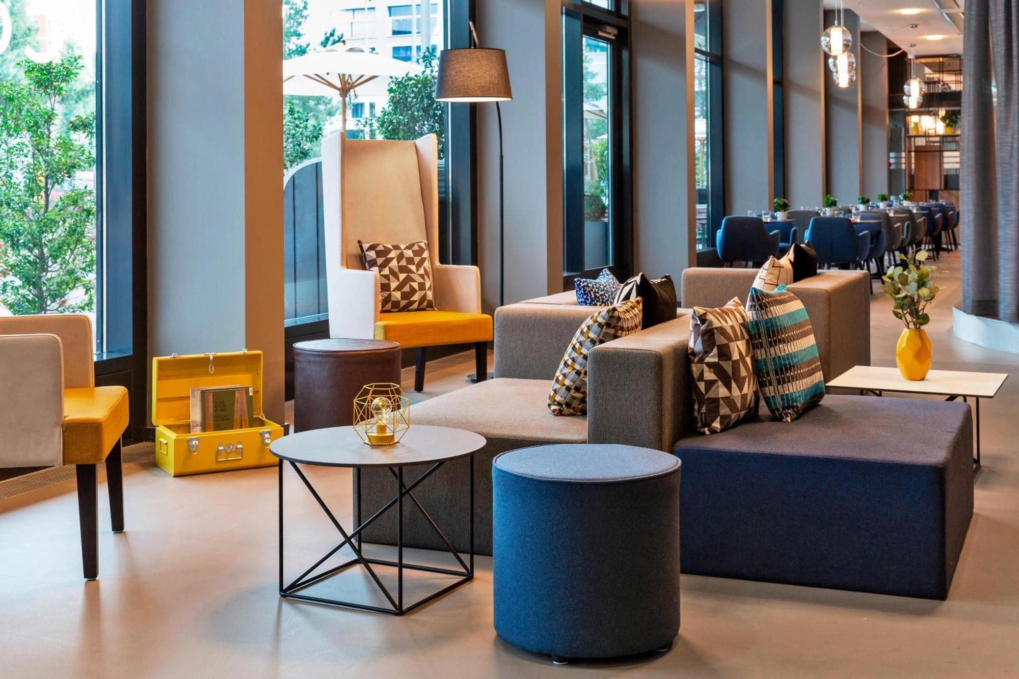 Courtyard By Marriott Zurich North Hotel Exterior foto