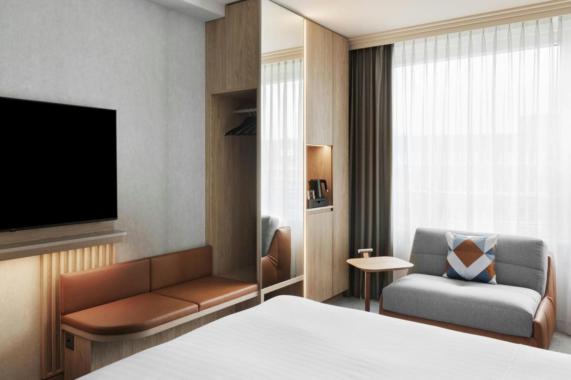 Courtyard By Marriott Zurich North Hotel Exterior foto