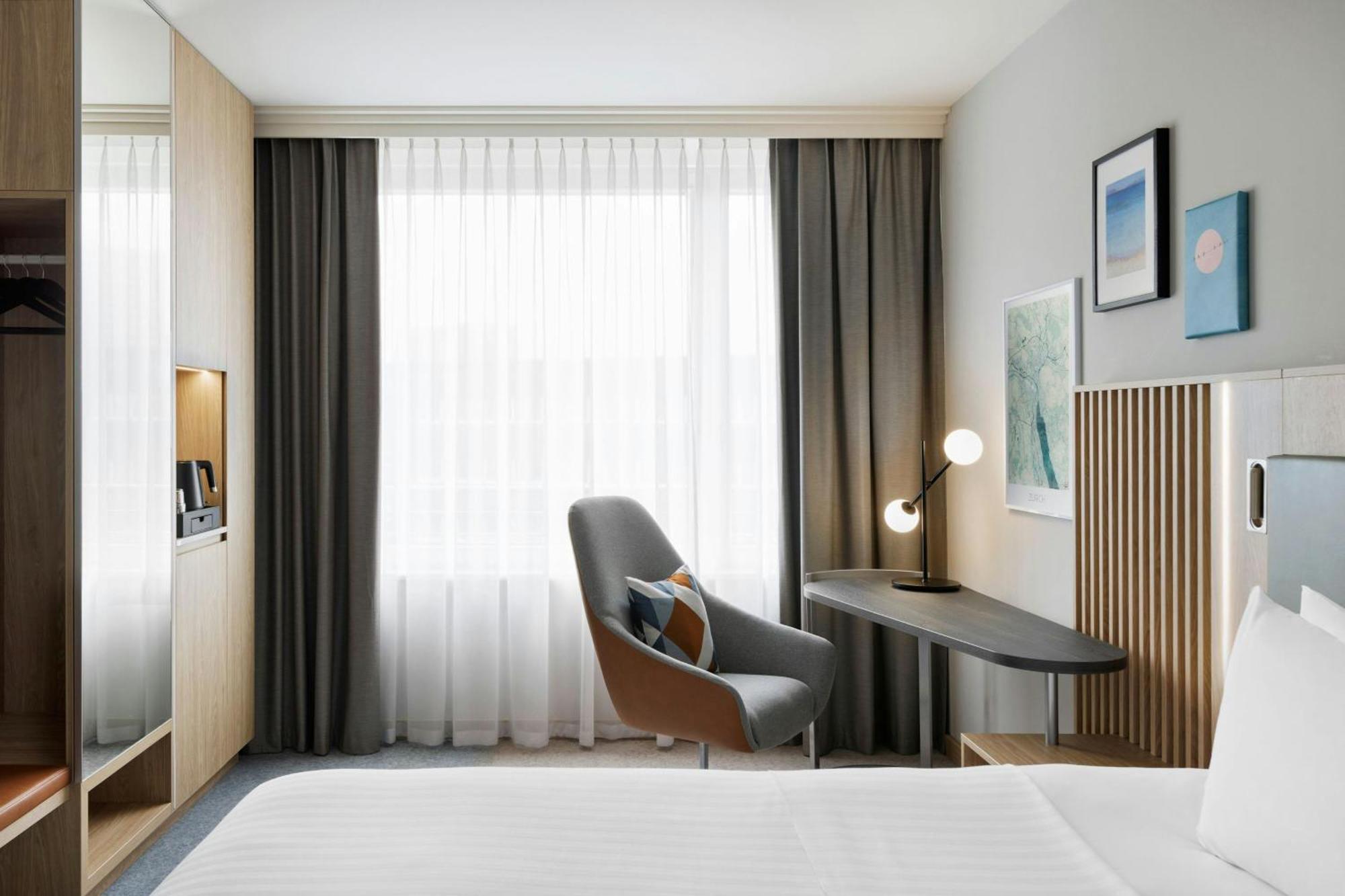 Courtyard By Marriott Zurich North Hotel Exterior foto