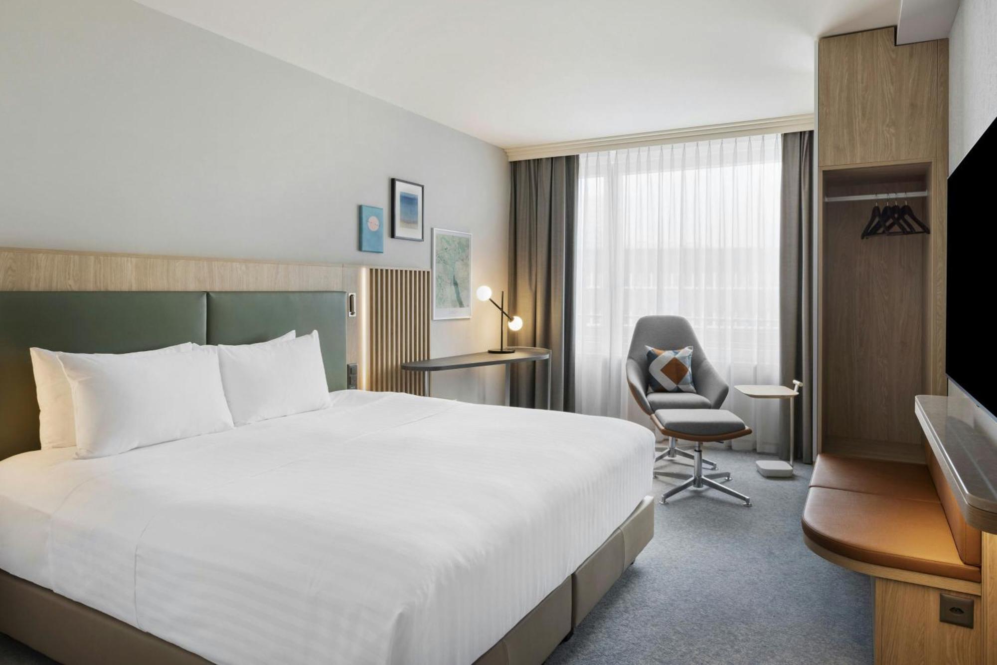 Courtyard By Marriott Zurich North Hotel Exterior foto