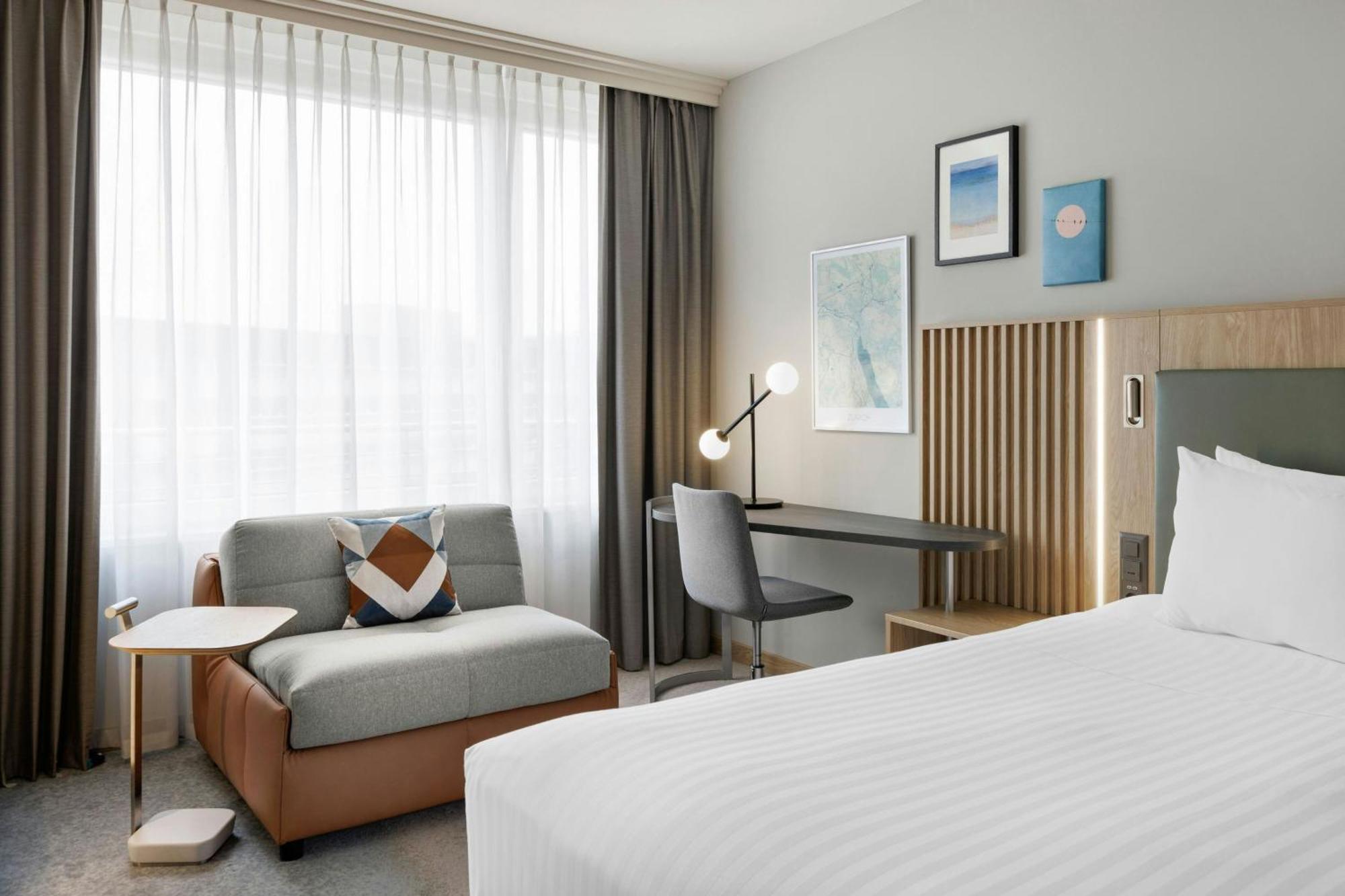 Courtyard By Marriott Zurich North Hotel Exterior foto